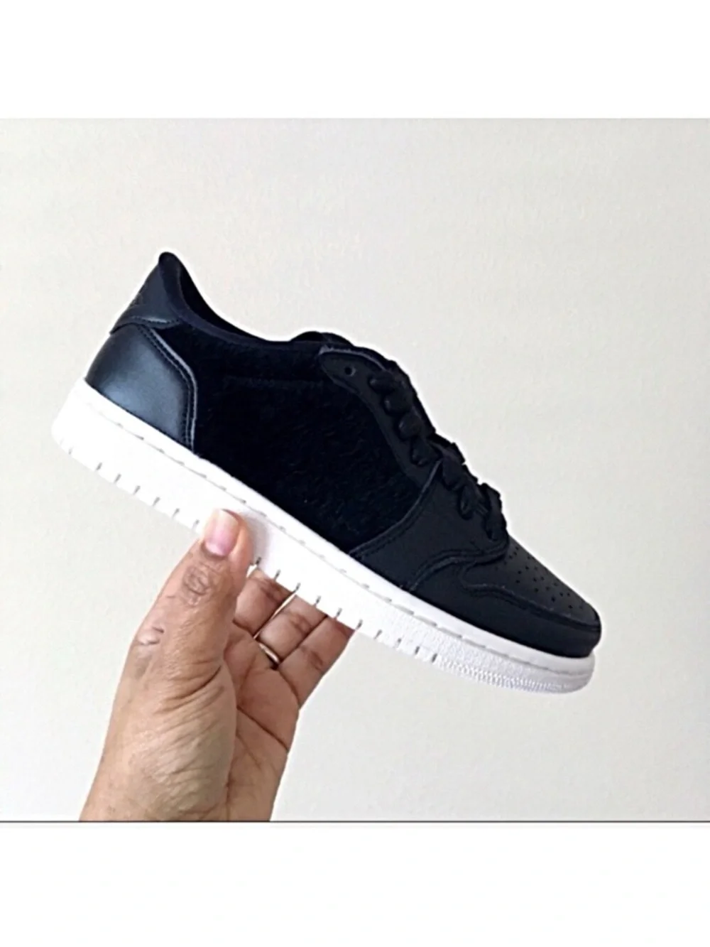 Nike Air Jordan 1 Retro Low NS Black Pony Hair Women’s Sneakers Size 7